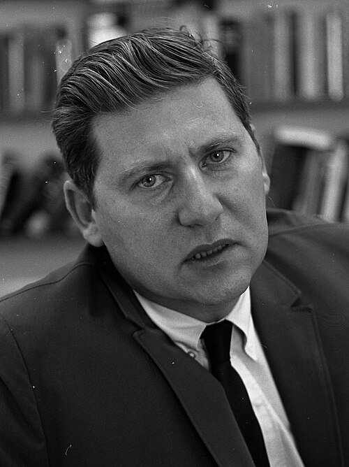 Lewis Yablonsky